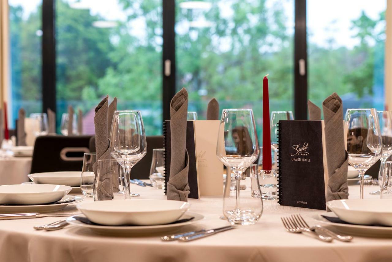 Hvd Grand Hotel Suhl Business & Leisure エクステリア 写真