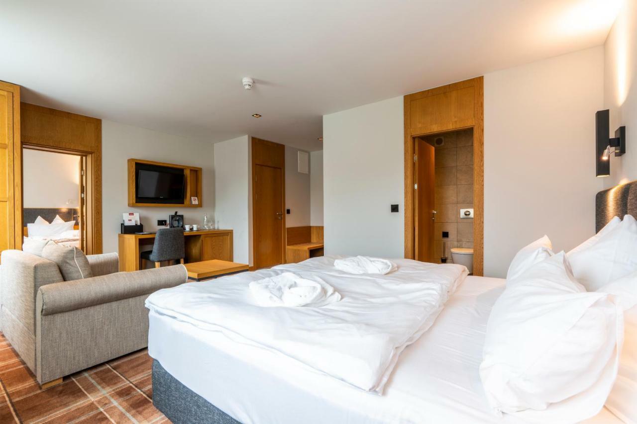 Hvd Grand Hotel Suhl Business & Leisure エクステリア 写真